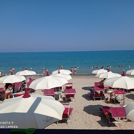 Holiday Homes Кампофеліче-ді-Роччелла Екстер'єр фото