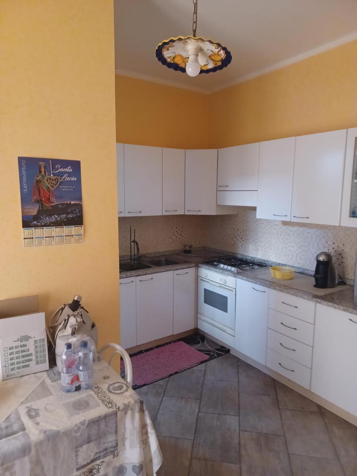 Holiday Homes Кампофеліче-ді-Роччелла Екстер'єр фото