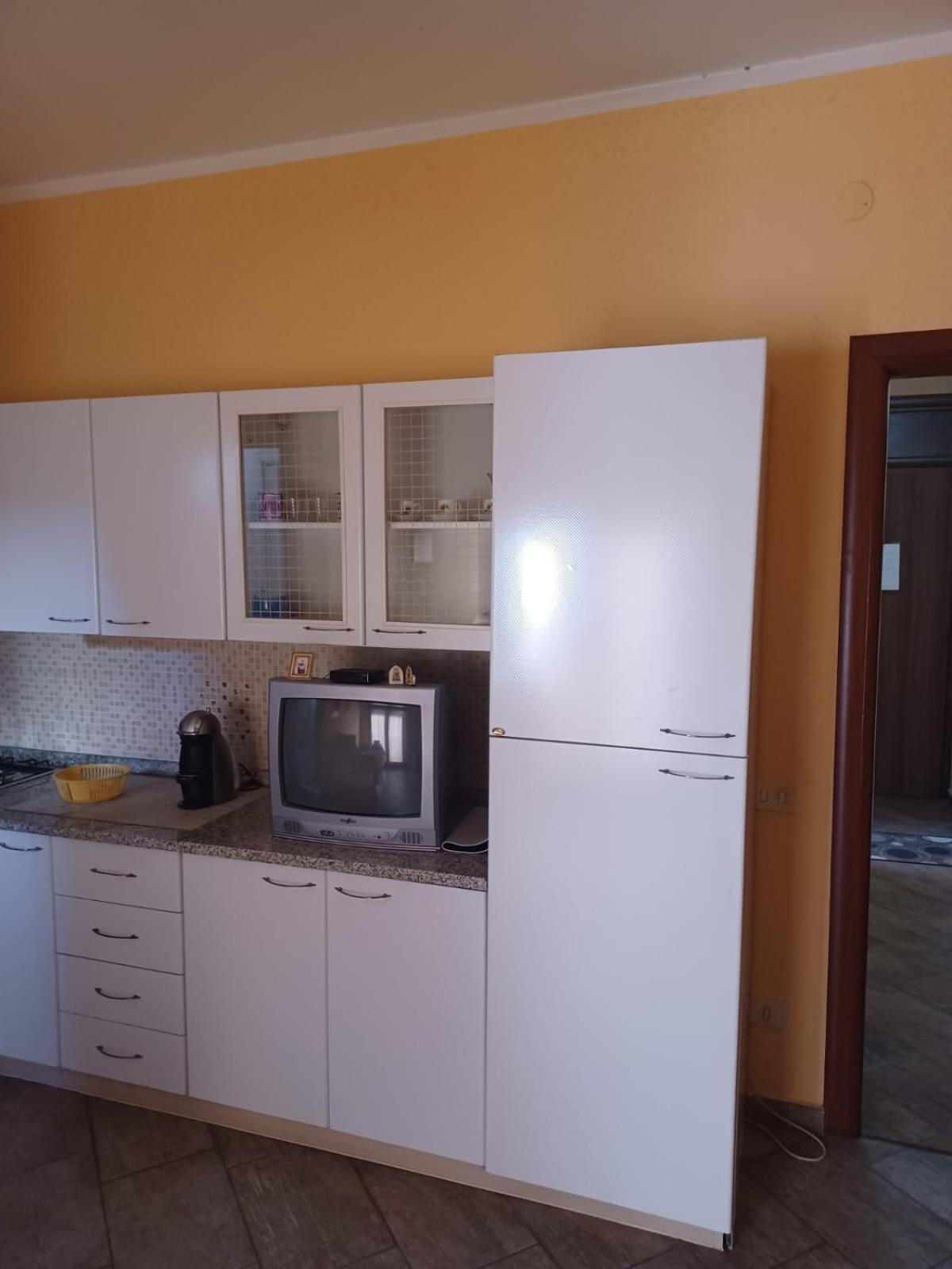 Holiday Homes Кампофеліче-ді-Роччелла Екстер'єр фото