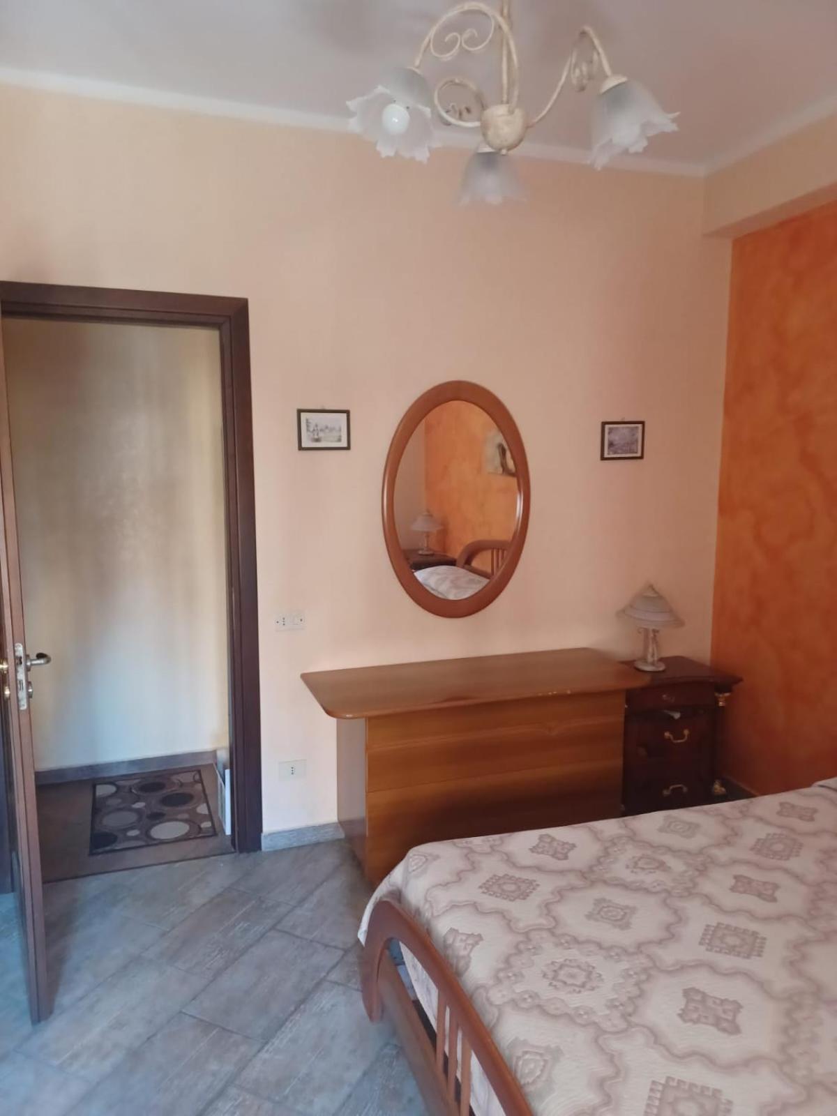 Holiday Homes Кампофеліче-ді-Роччелла Екстер'єр фото
