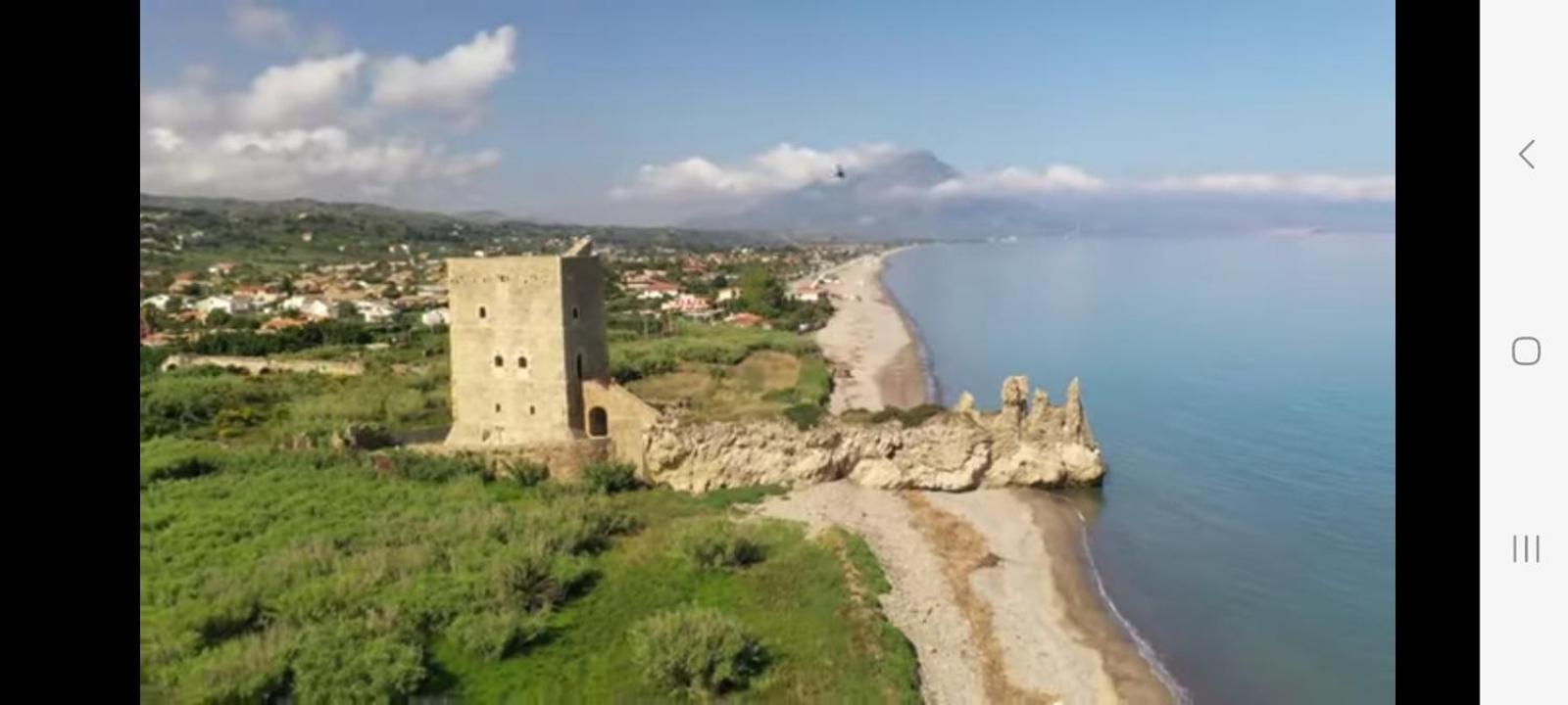 Holiday Homes Кампофеліче-ді-Роччелла Екстер'єр фото